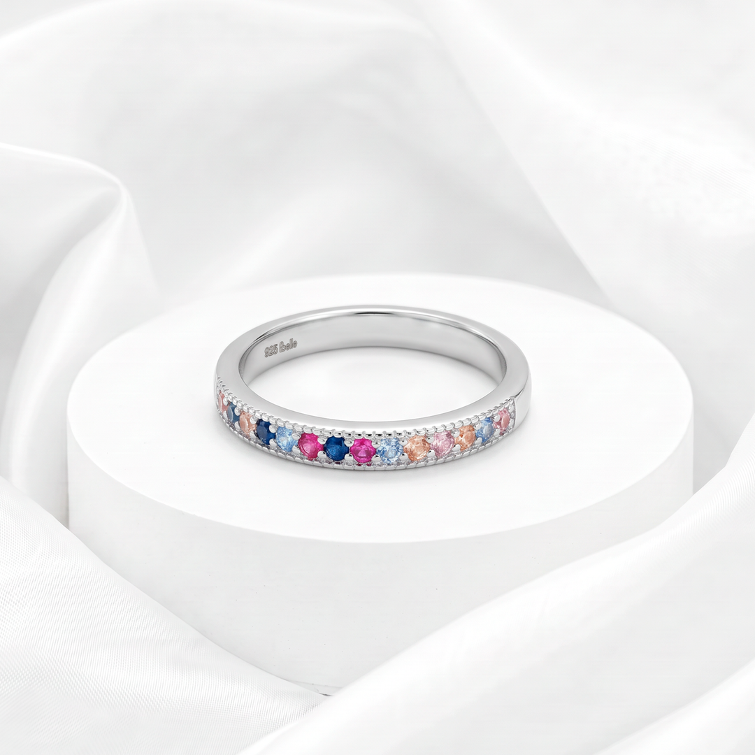Churumbela arcoíris con bordes milgrain y circonias multicolores para mujer marca Belle en plata 925 rodinada.